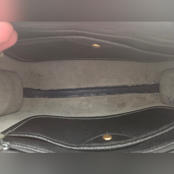 Dooney & Bourke Black Crossbody Bag - Picture 9 of 10